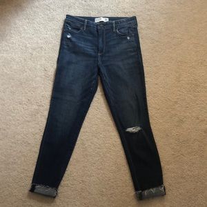 Abercrombie High-rise Ankle Jean